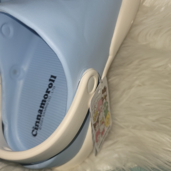 SANRIO CINNAMOROLL Clogs Size 39- 40 - Picture 11 of 11